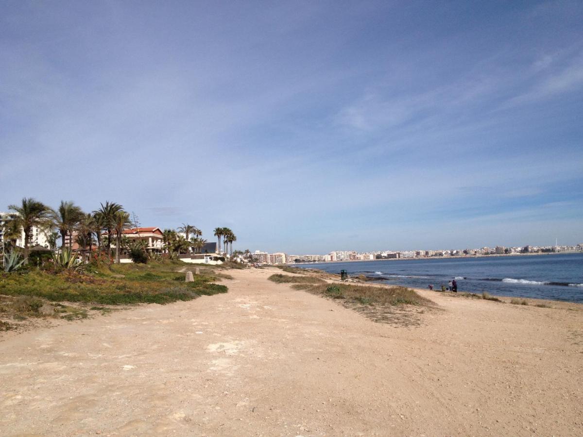 Apartment With Side Seaview 60 Meters From Sea Torrevieja Buitenkant foto