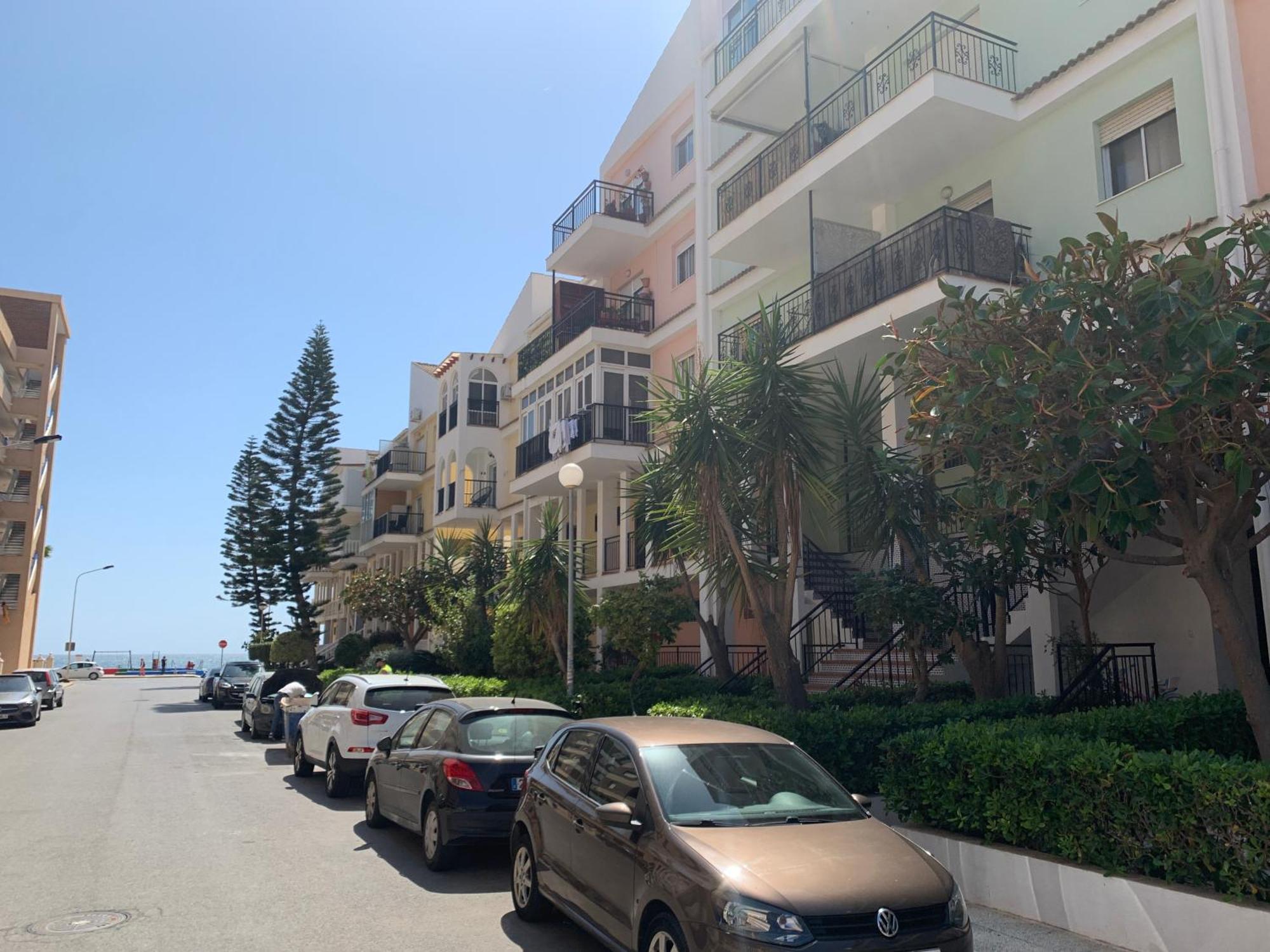 Apartment With Side Seaview 60 Meters From Sea Torrevieja Buitenkant foto